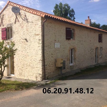 Chambres D'Hotes "La Source" Mareuil-sur-Lay Dış mekan fotoğraf